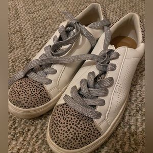 Size 9 target tennis shoes